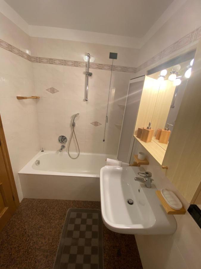 Domus Alpina Apartment Бормио Екстериор снимка